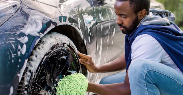 Redonnez à votre voiture l'éclat du showroom en mars